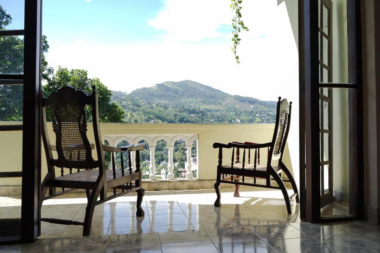The Bbc Cheliyan Villa Kandy Eksteriør bilde